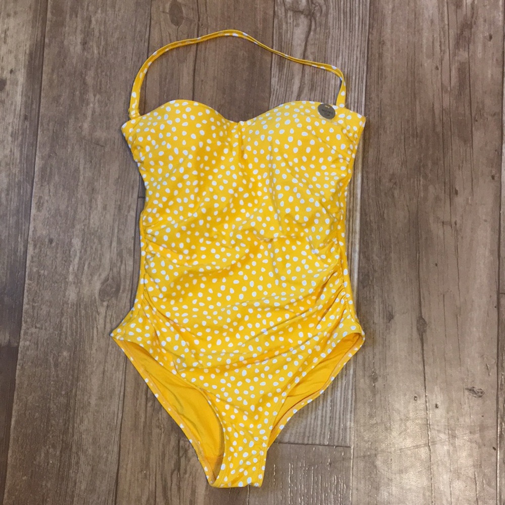 NWT Nip Tuck Womens Yellow Polka Dot Slimming One Piece Swimsuit